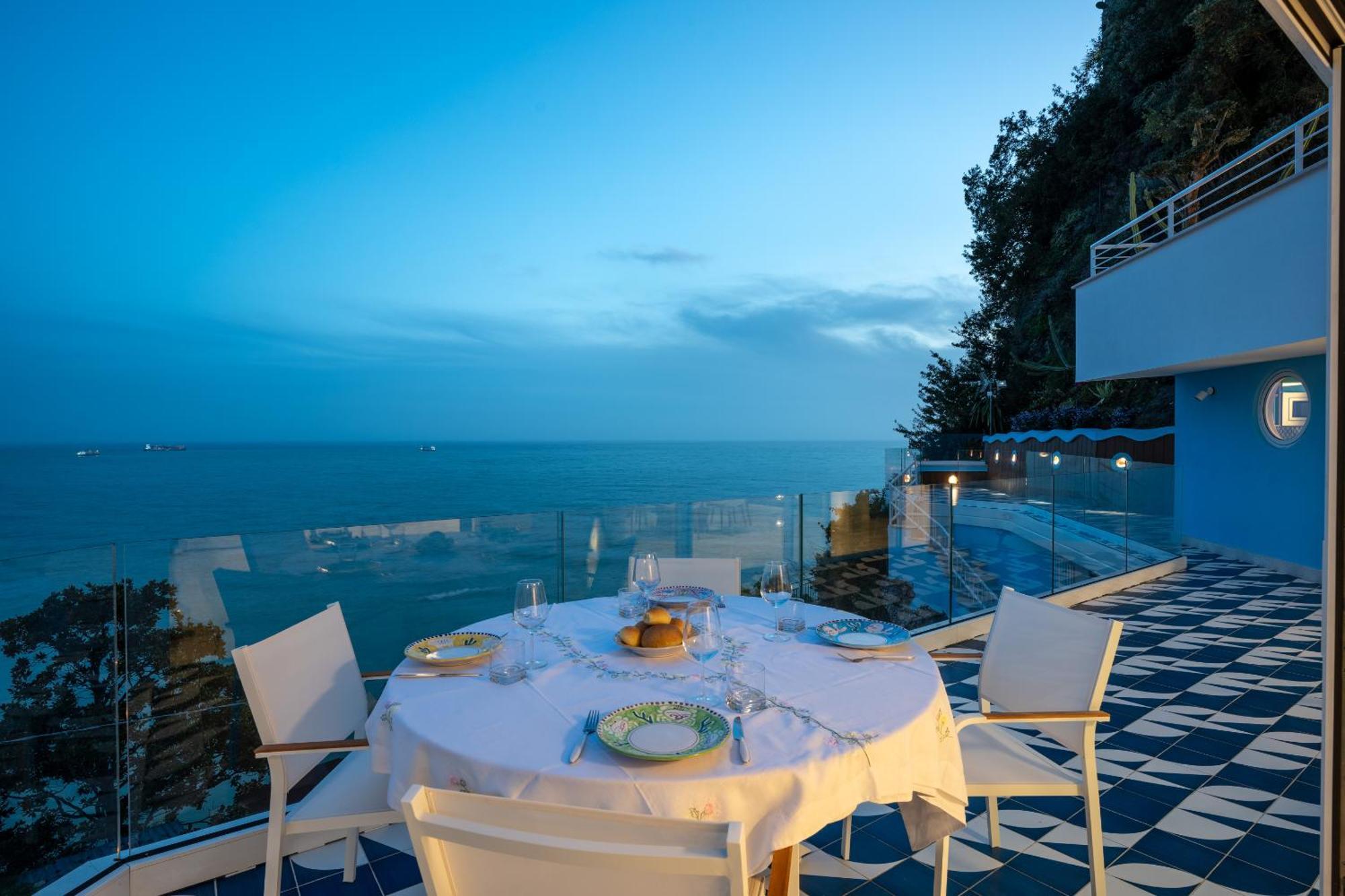 Laguna Blu - Resort Villa Overlooking The Sea On The Amalfi Coast Vietri 外观 照片